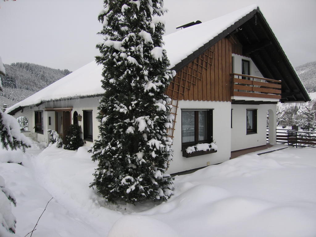 Buecker Apartment
